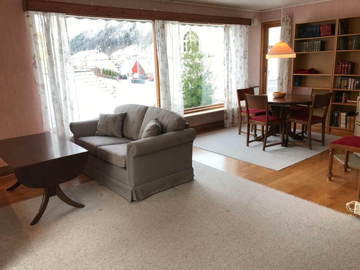Villa Holmen 2 Balestrand Bagian luar foto