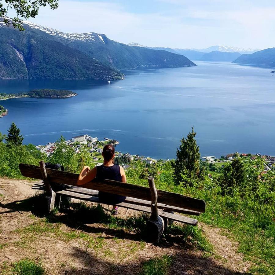 Villa Holmen 2 Balestrand Bagian luar foto